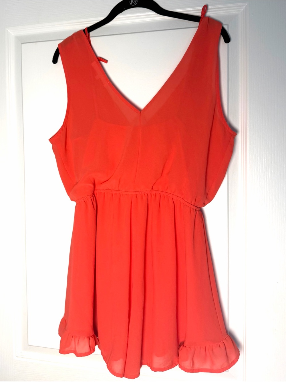 ASTR The Label Coral Orange Sleeveless Romper Women's Medium Ruffle Hem Surplice - Picture 5 of 7